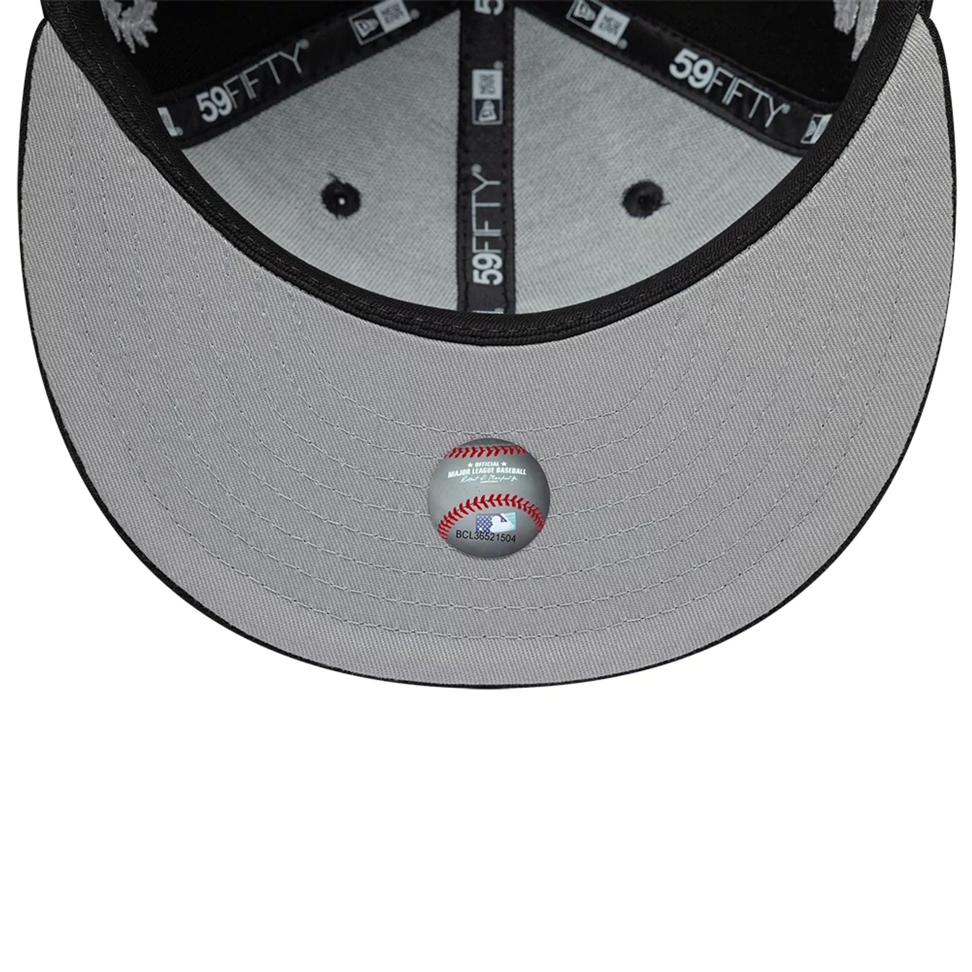 Chicago White Sox MLB Mythical Black 59FIFTY Fitted Cap